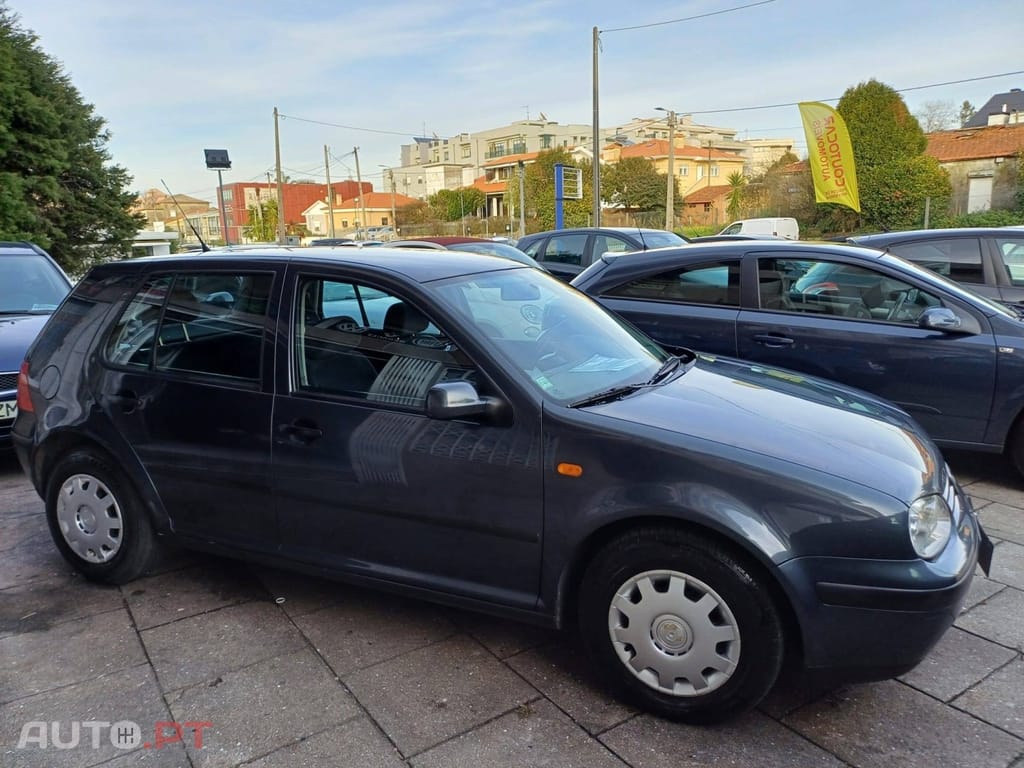Volkswagen Golf 1.4i Confortline