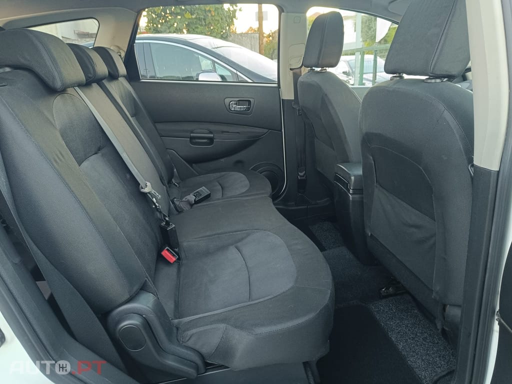 Nissan Qashqai +2 1.5 dCi Tekna Sport 17