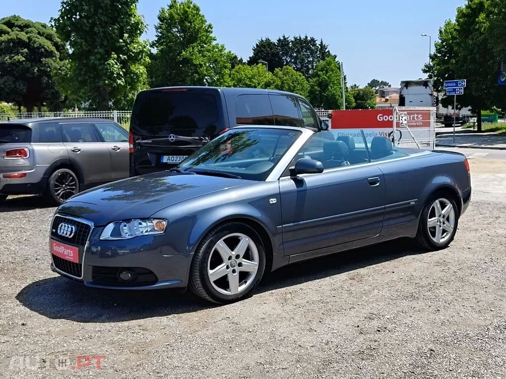 Audi A4 Cabrio 2.0 TDi S-line