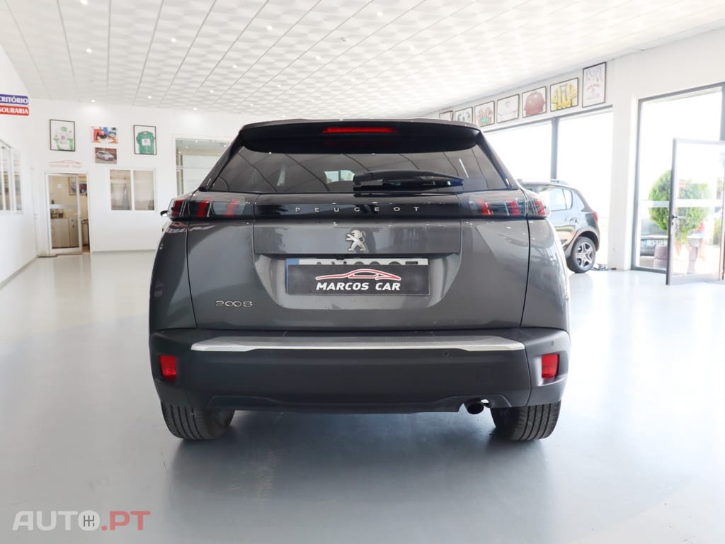 Peugeot 2008 1.2 PureTech Allure