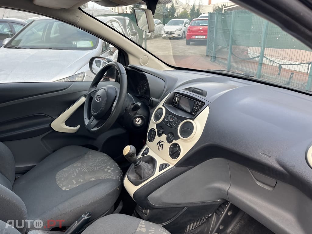 Ford KA 1.2 Titanium