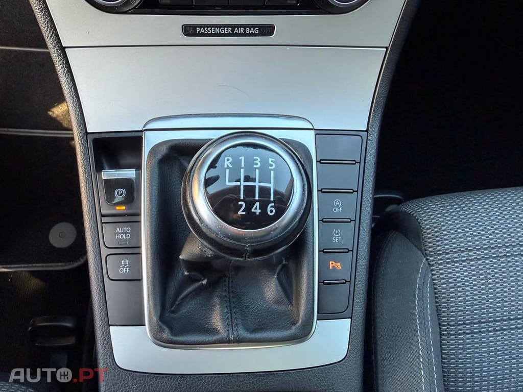 Volkswagen Passat CC 2.0 TDi