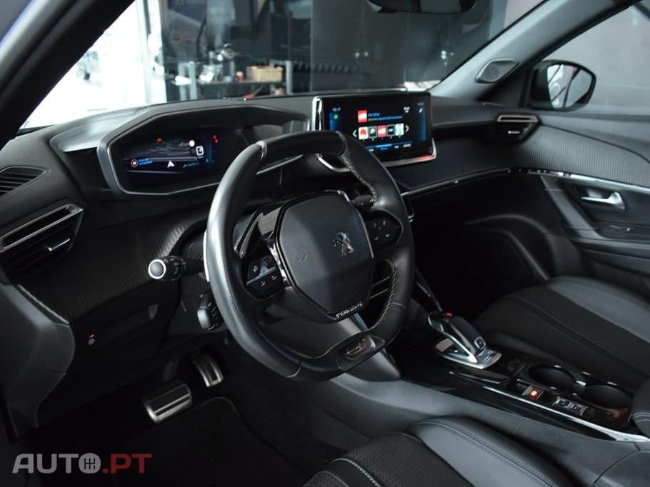 Peugeot 2008 1.5 BlueHDi GT EAT8