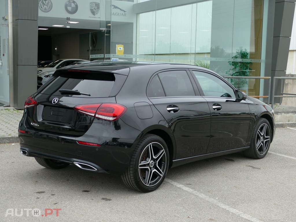Mercedes-Benz A 250 e Progressive