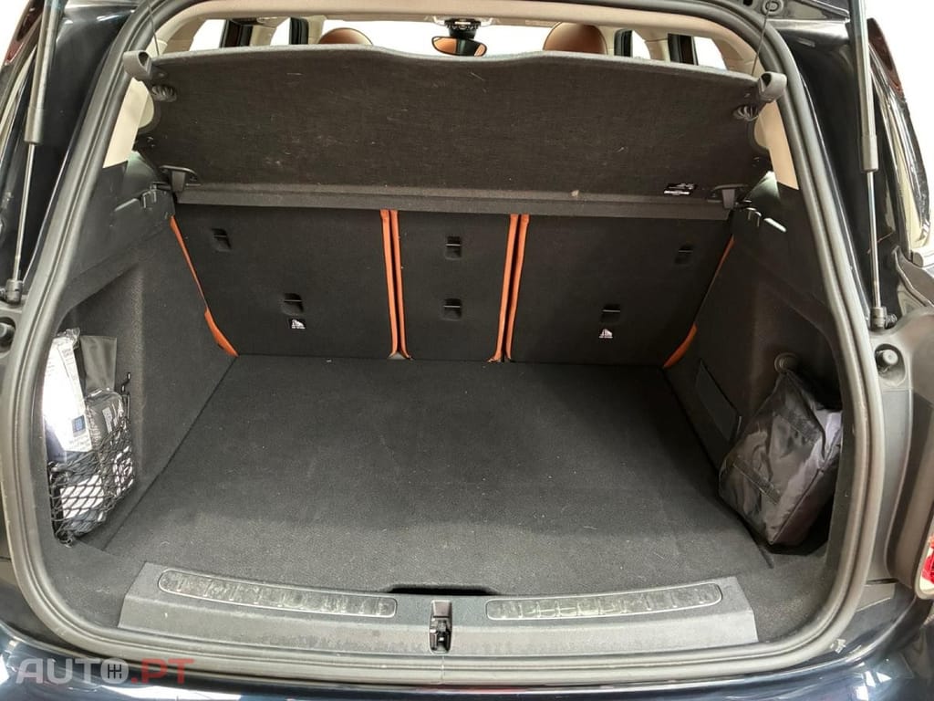 MINI Countryman Cooper Premium Plus Edition