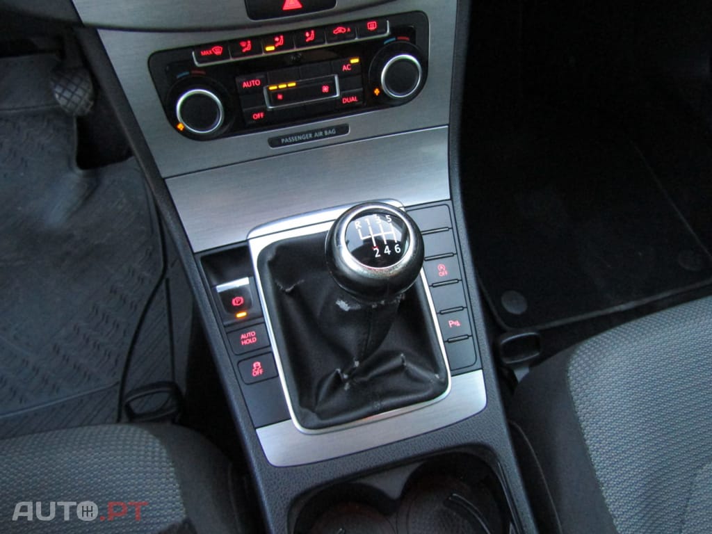 Volkswagen Passat 2.0 TDi Ed. Tr.Pack BlueMotion