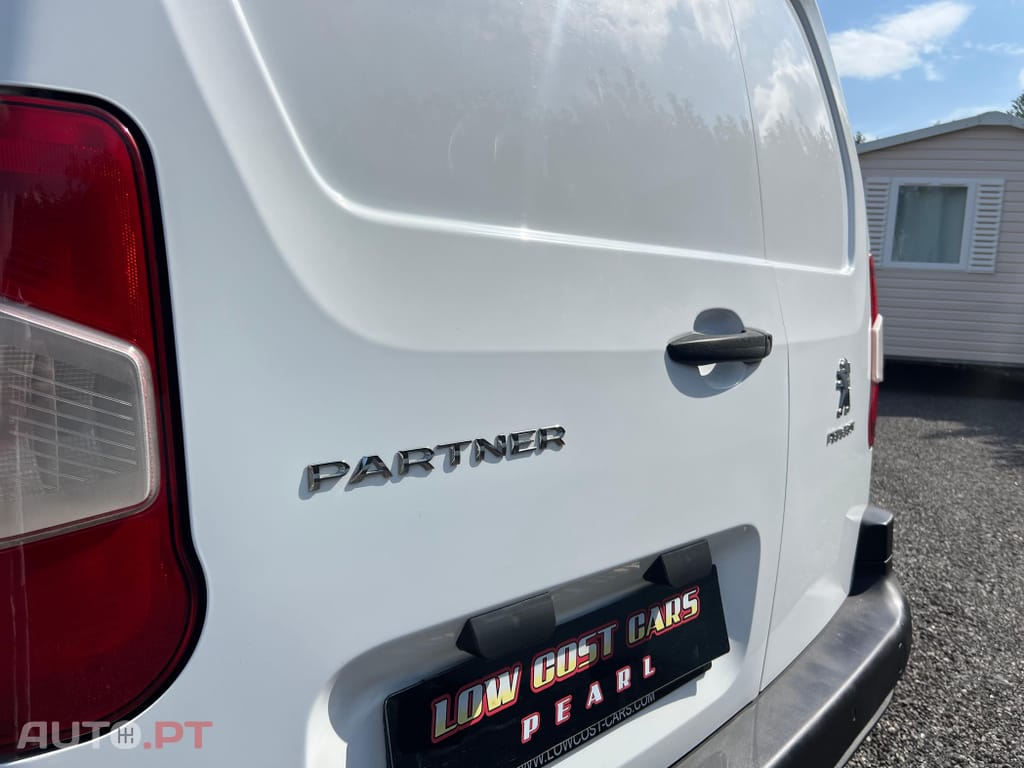 Peugeot Partner 1.5 BlueHDi Premium Standard