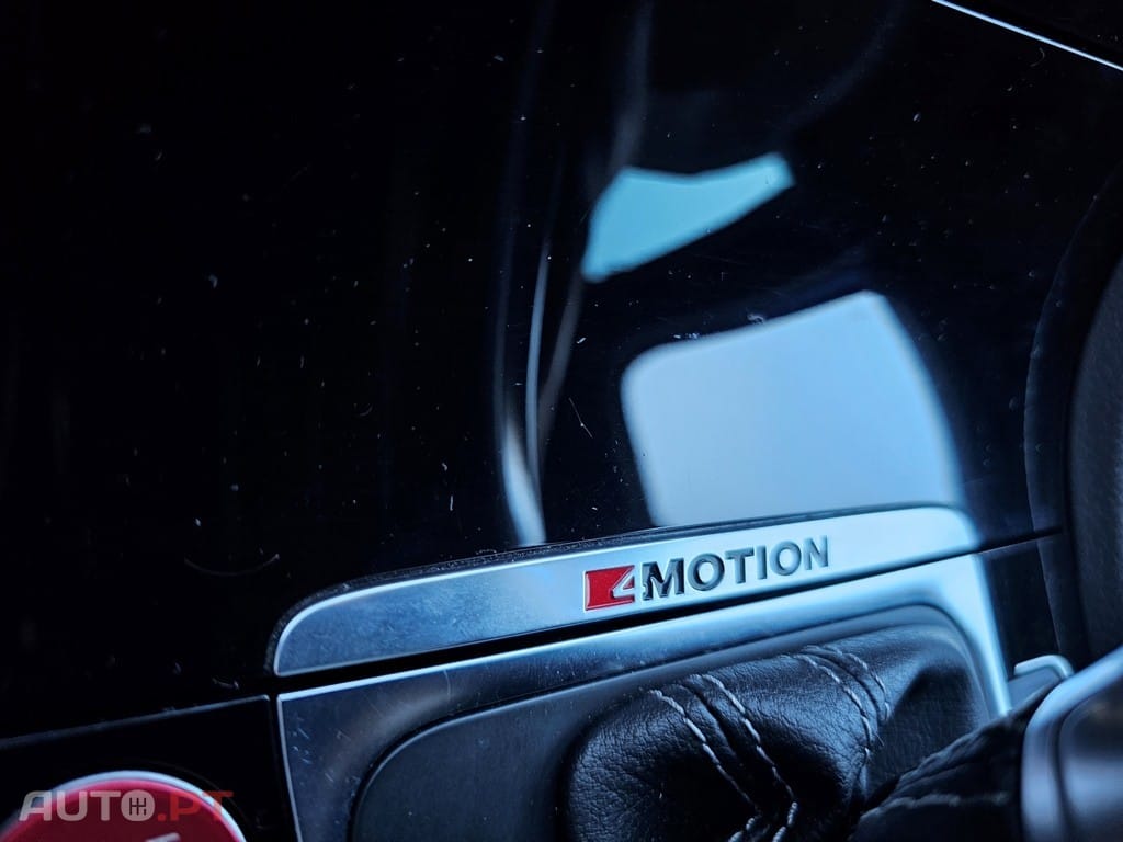 Volkswagen Golf 2.0 TSI OPF 4Motion DSG R