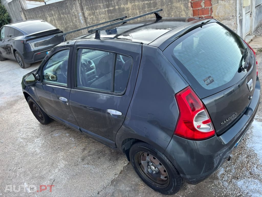 Dacia Sandero 1.2 16V Access — fotografia 6