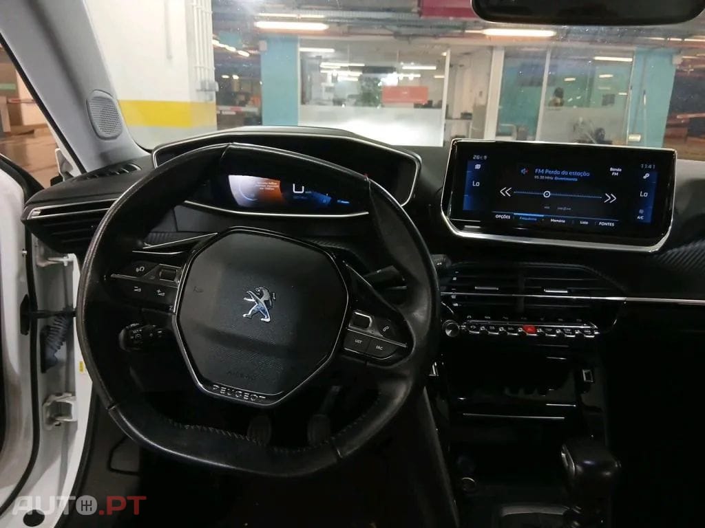 Peugeot 2008 1.5 BlueHDi Allure