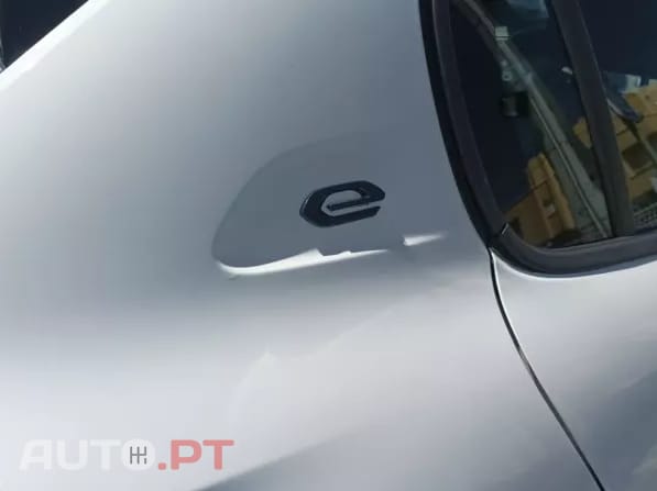 Peugeot E-208 50 KWh Active Pack