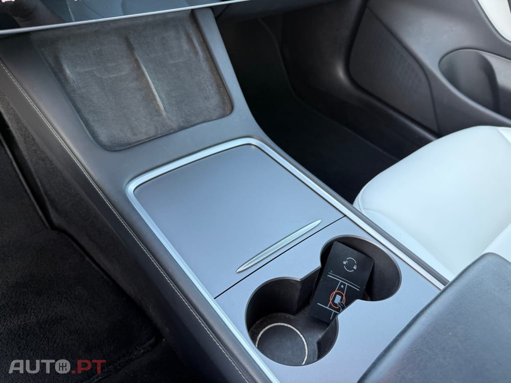 Tesla Model 3 Long-Range Dual Motor AWD