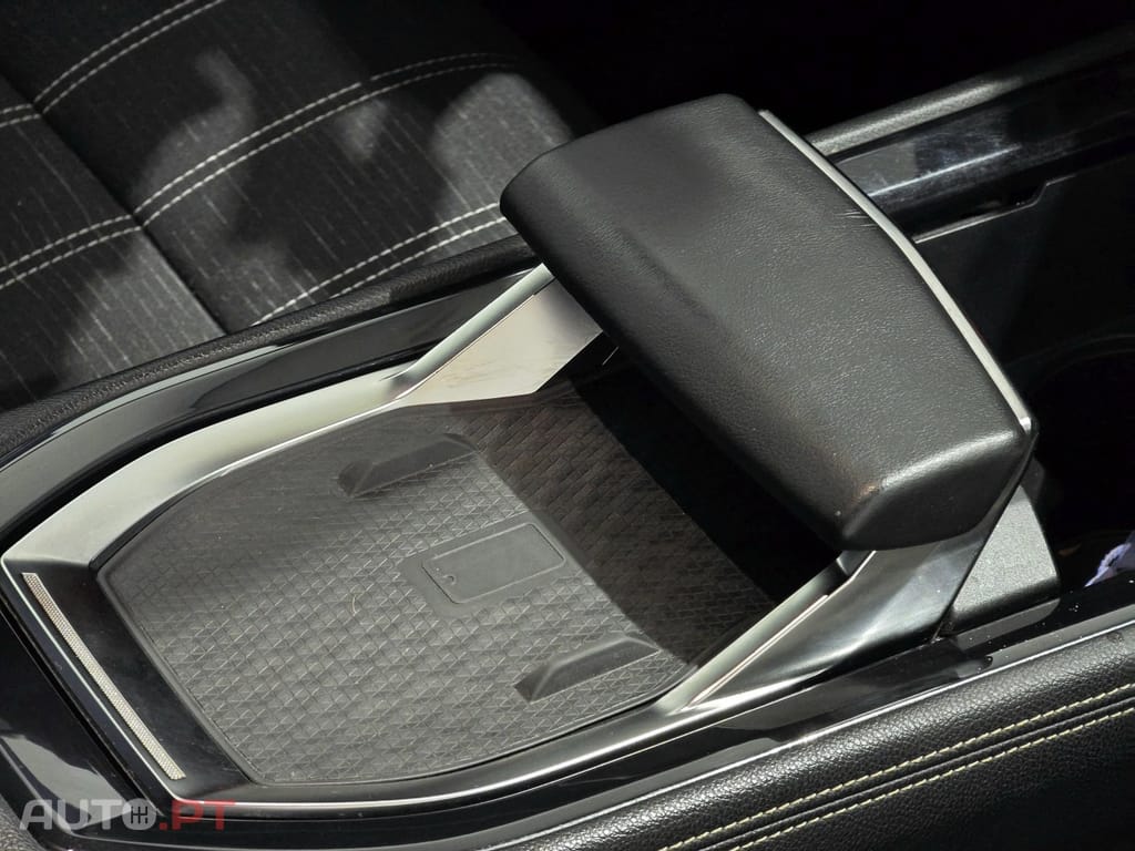 Renault Austral 1.2 E-Tech Iconic