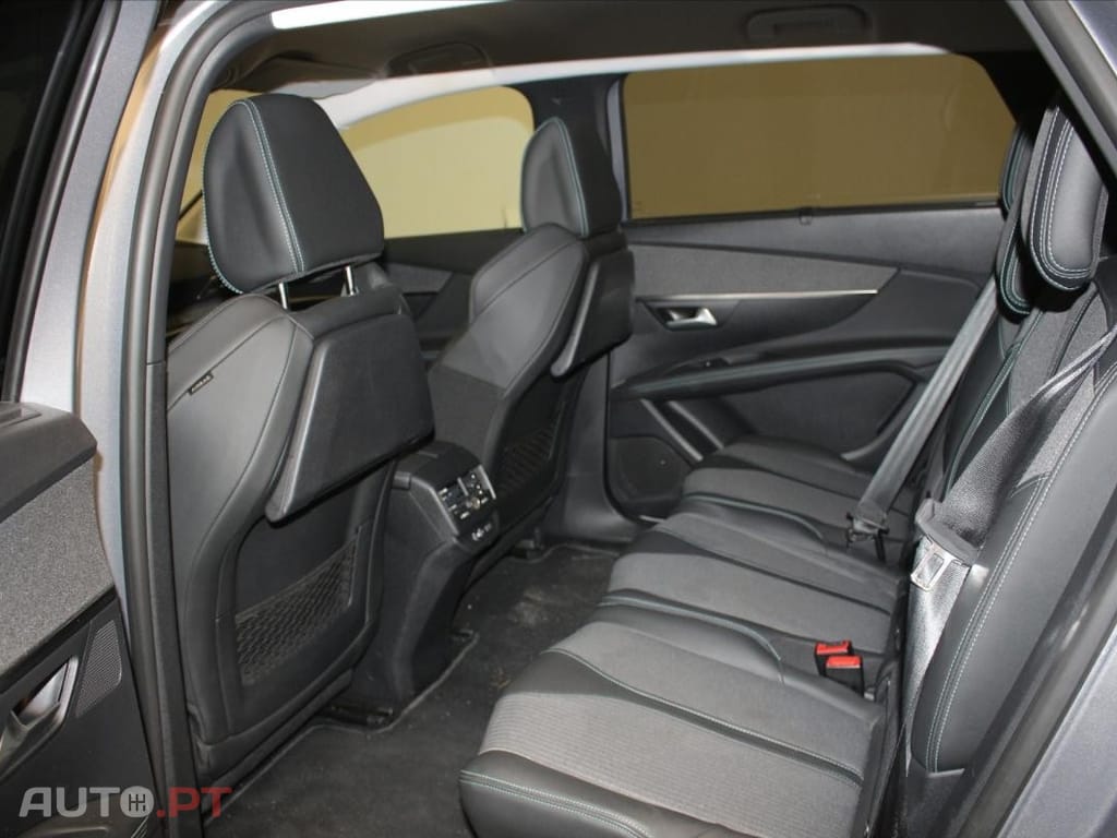 Peugeot 5008 1.5 BlueHDi Allure Pack EAT8