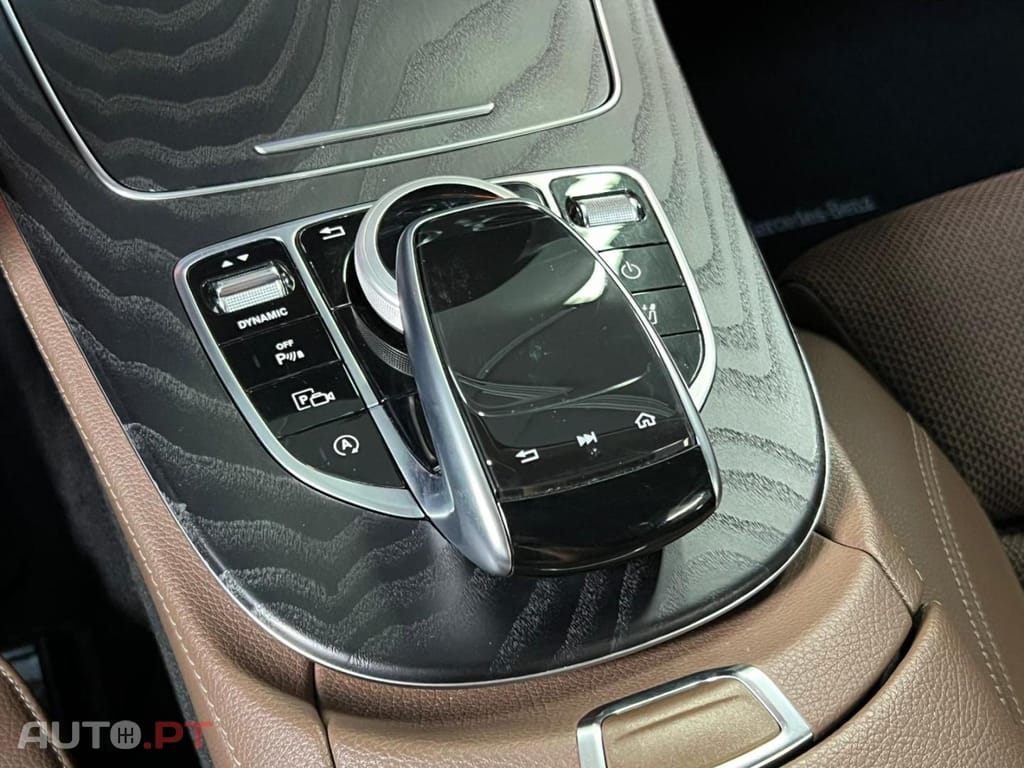 Mercedes-Benz E 300 de Auto Station