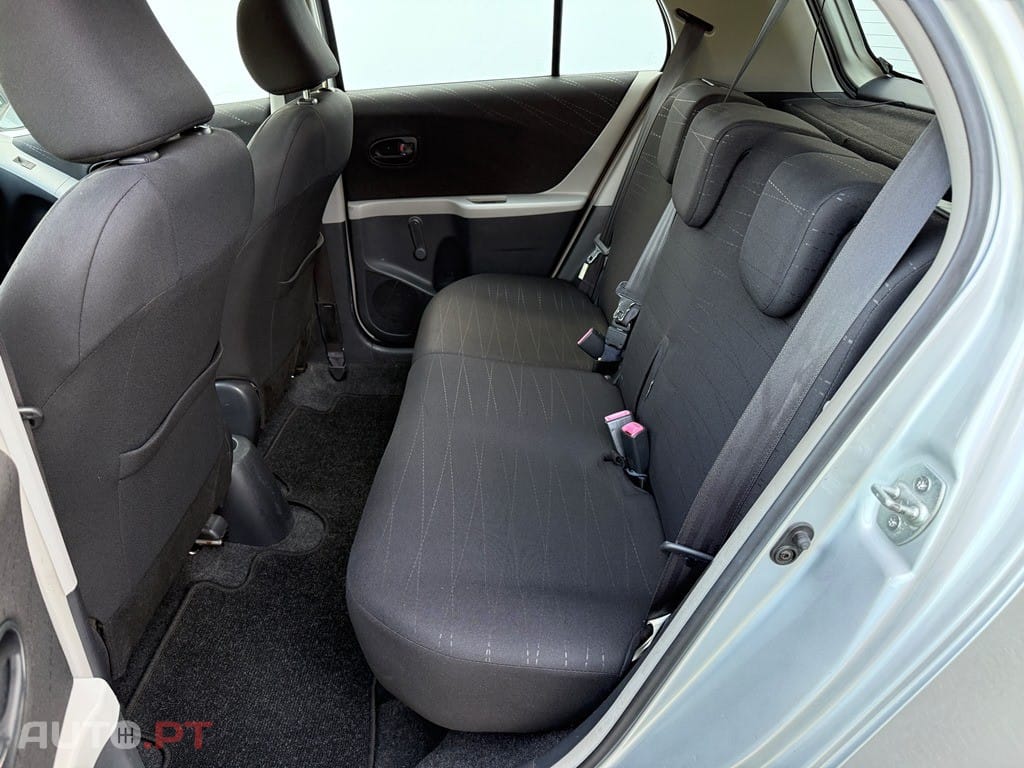 Toyota Yaris 1.0 VVT-i AC