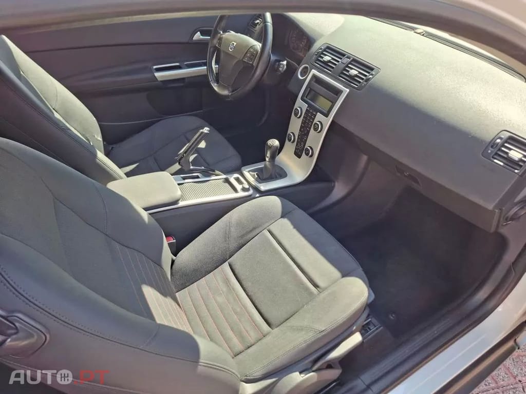 Volvo C30  Drive Momentum