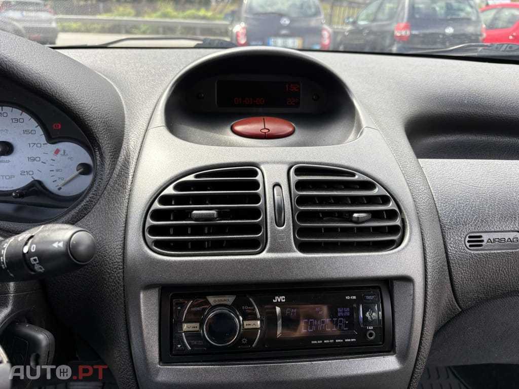 Peugeot 206 1.6 HDi XS