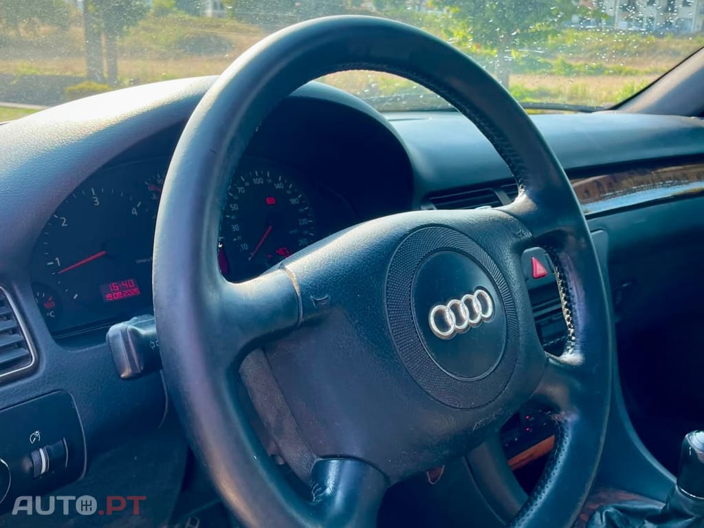 Audi A6 2.5 TDI V6 24v Ambition