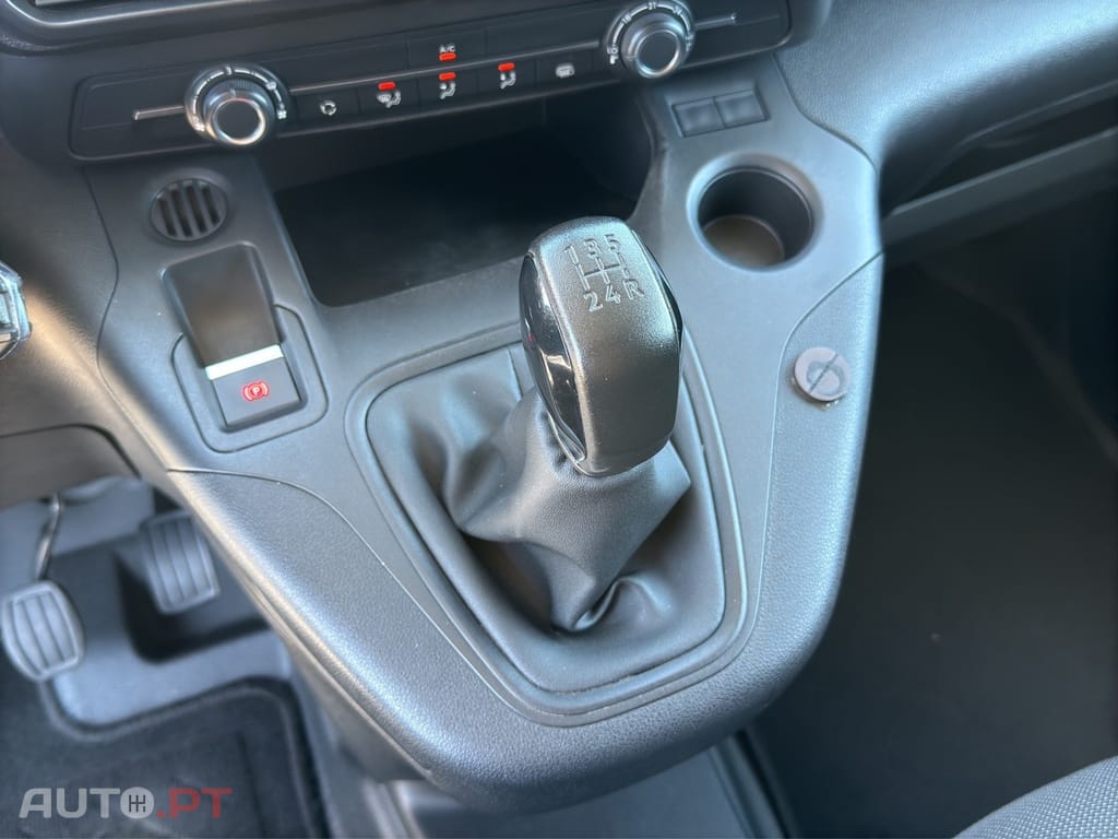 Peugeot Partner 1.5 BlueHDi Pro Longa