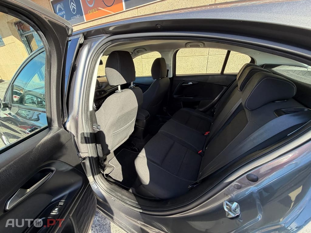 Fiat Tipo 1.3 M-Jet Mirror