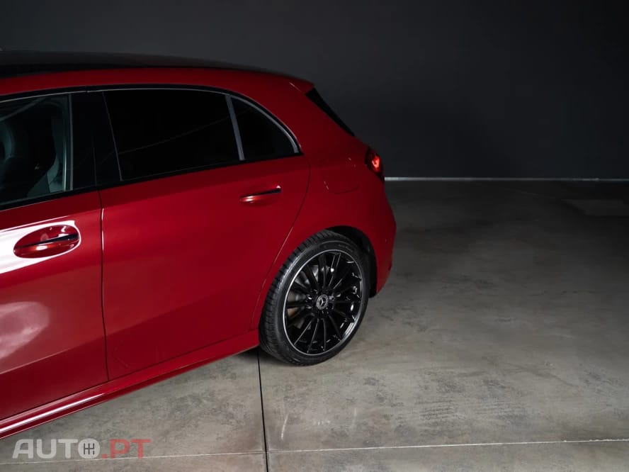 Mercedes-Benz A 250 e AMG Line