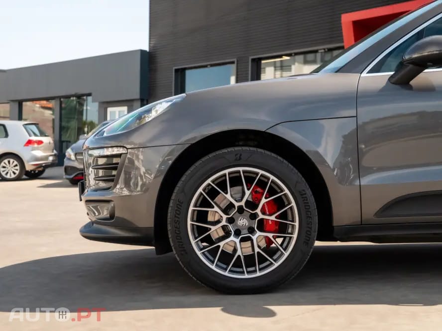 Porsche Macan S