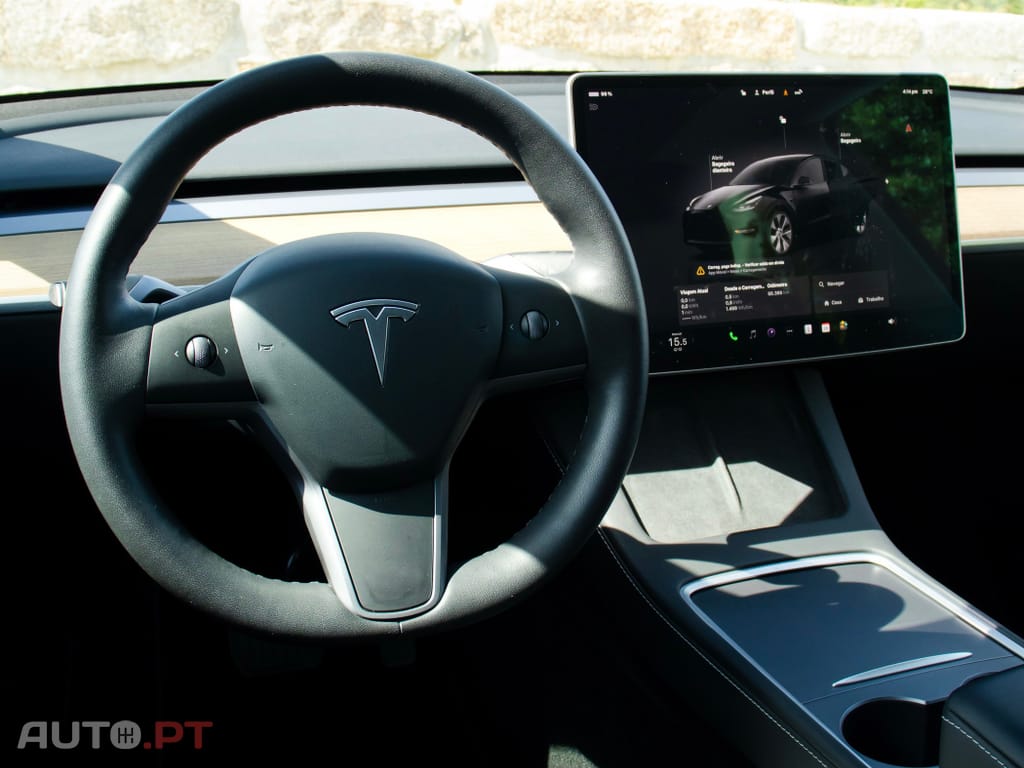 Tesla Model Y Long Range Dual Motor AWD