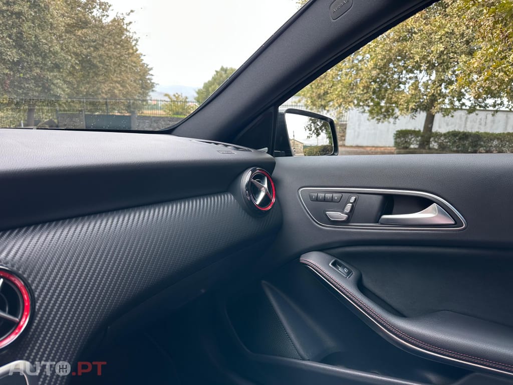 Mercedes-Benz A 45 AMG 4-Matic
