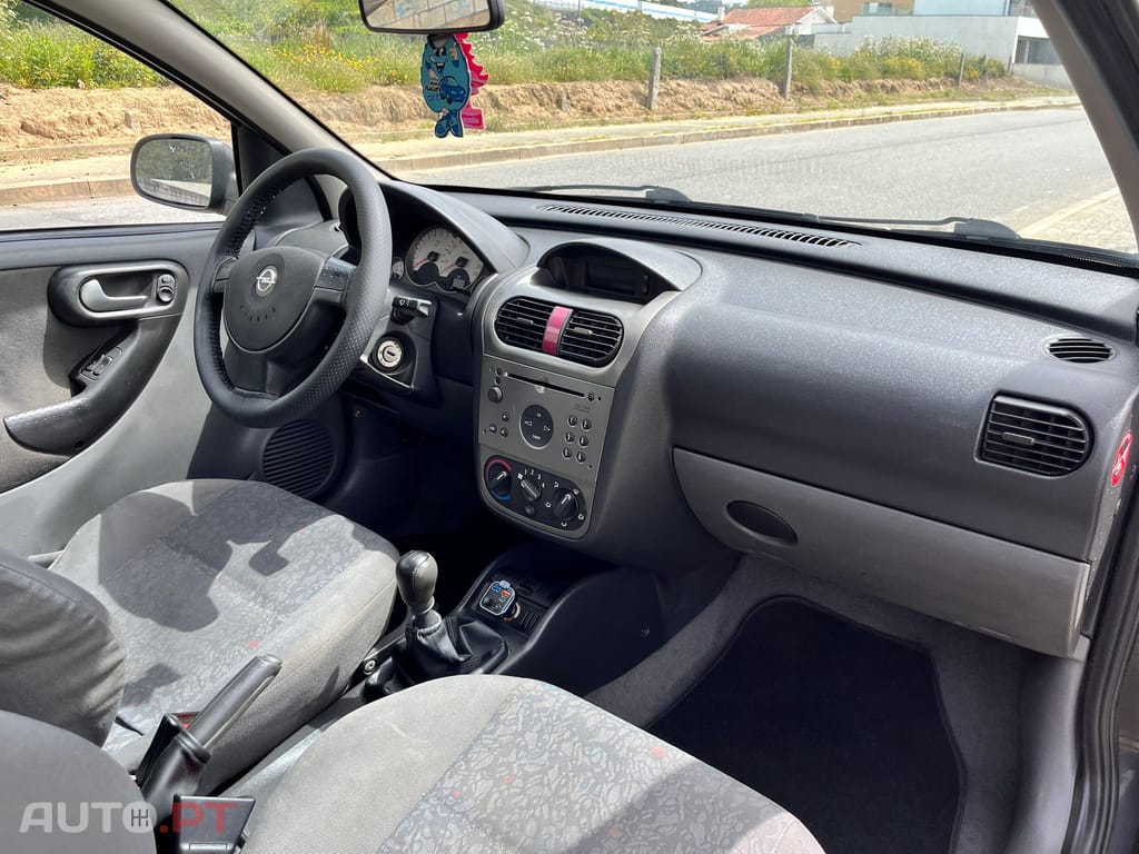 Opel Corsa 1.4 sport
