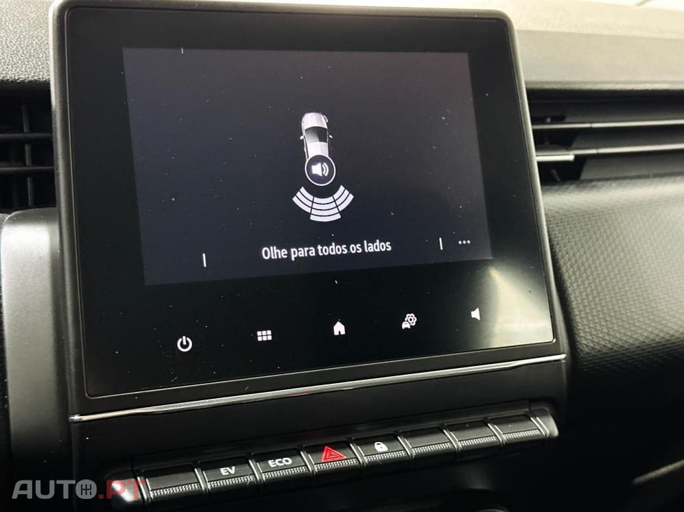 Renault Clio 1.6 E-Tech Intens