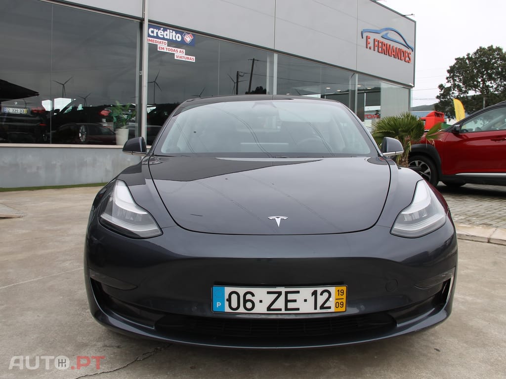 Tesla Model 3 Long-Range Dual Motor AWD