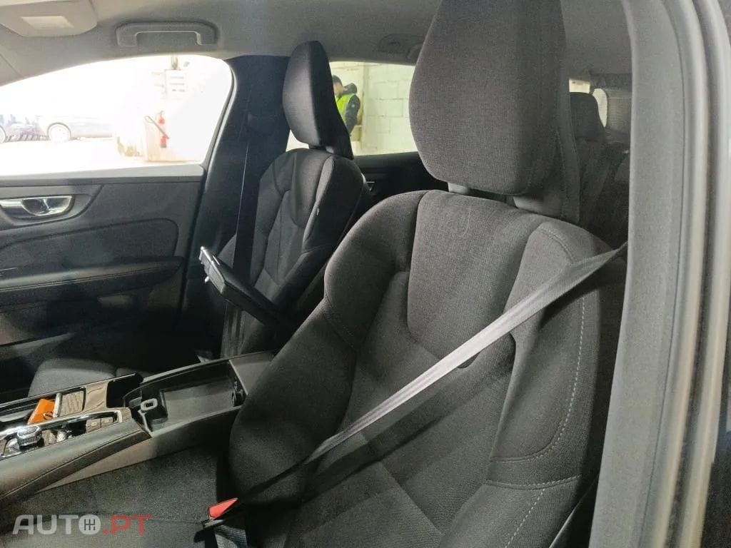 Volvo V60 2.0 T6 AWD TE Inscription Expression