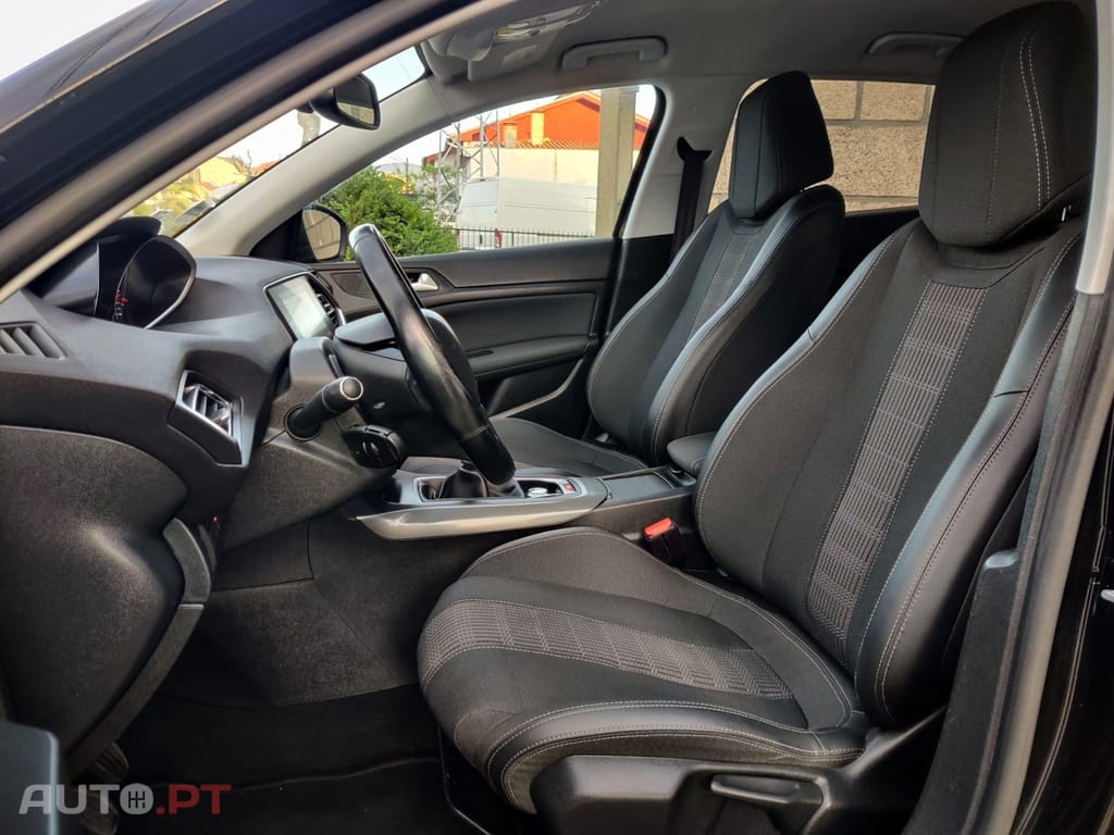 Peugeot 308 1.5 BlueHDi Allure