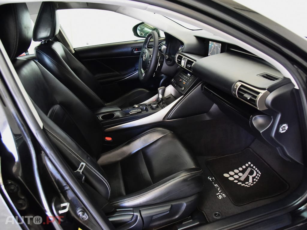 Lexus IS 300 Executive