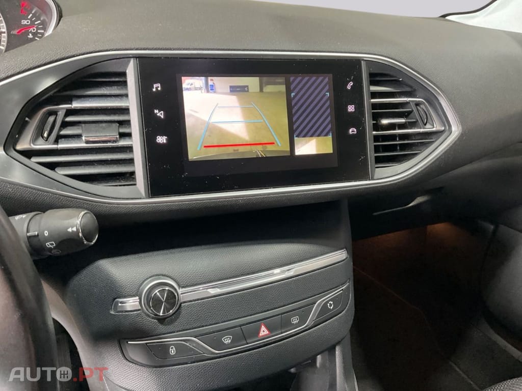 Peugeot 308 1.2 PureTech Allure  EAT8