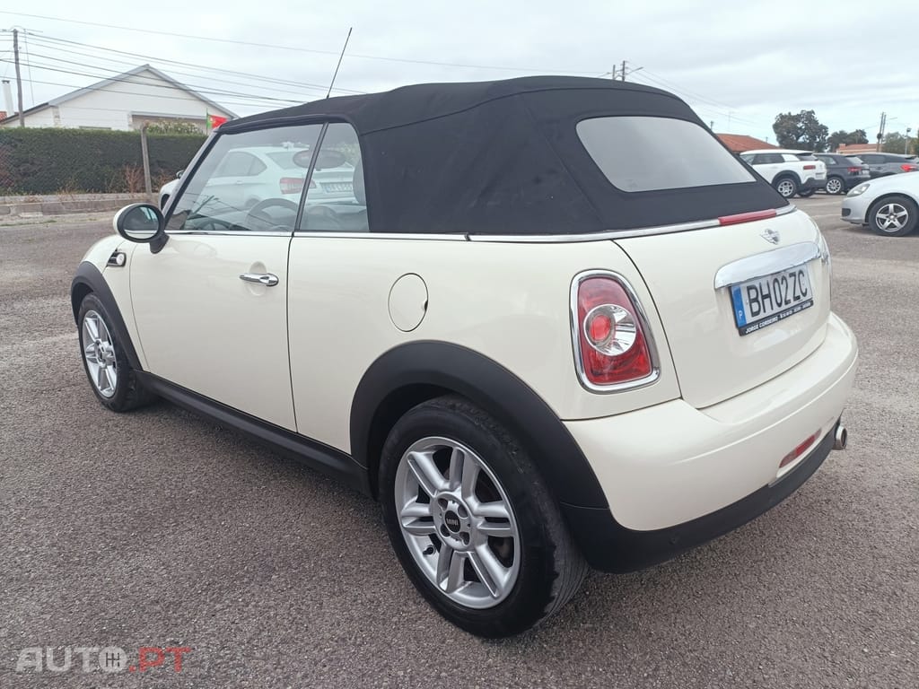 MINI Cabrio Cooper D