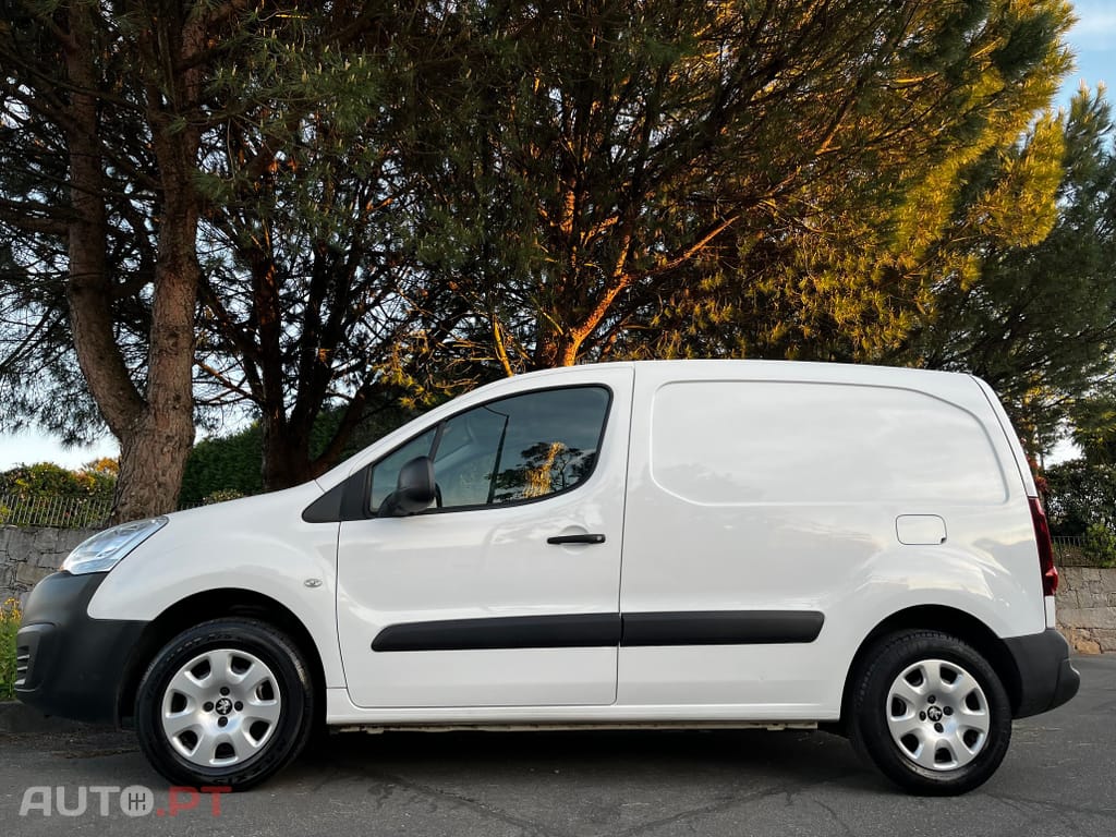 Peugeot E-Partner Elétrica