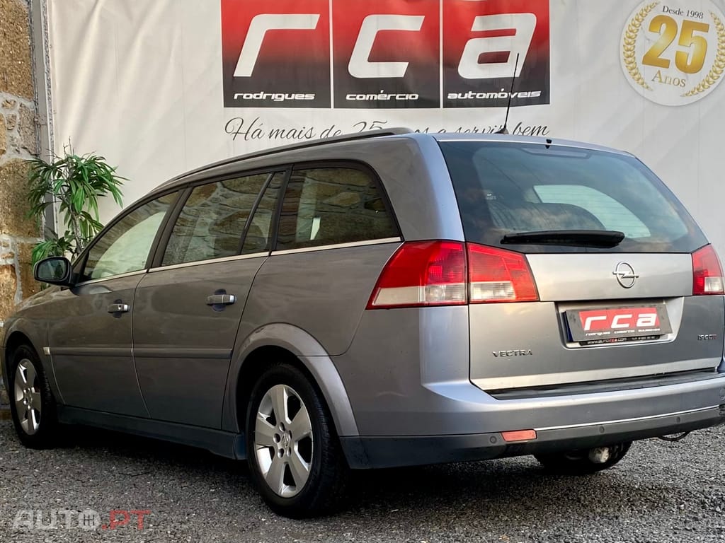Opel Vectra Caravan 1.9 CDTi Cosmo Aut