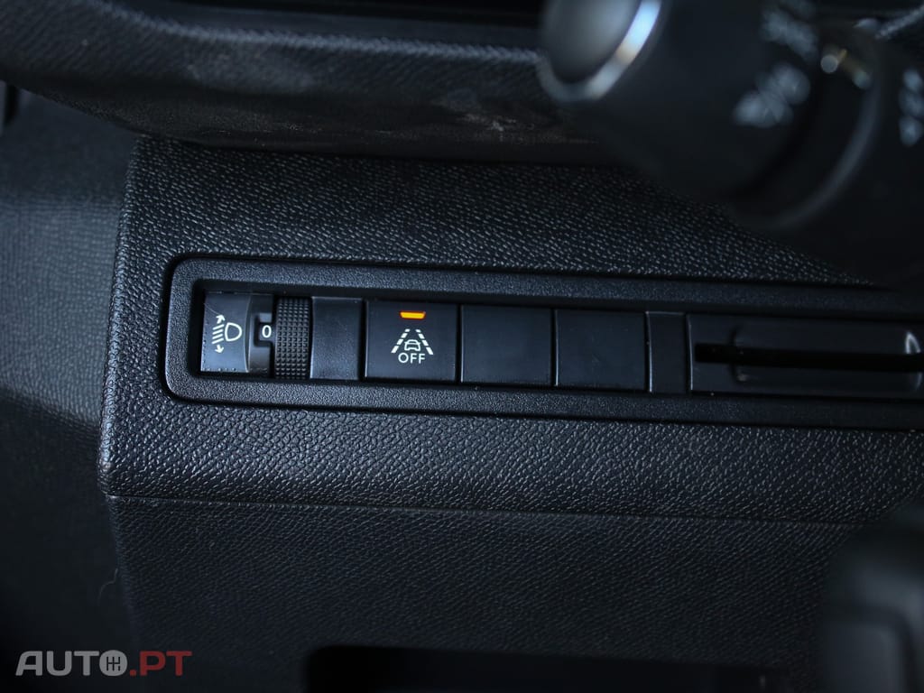 Peugeot 5008 1.2 PureTech Allure EAT8