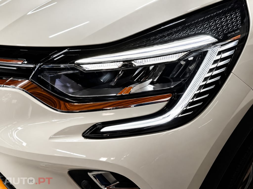 Renault Captur 1.3 TCe Exclusive EDC