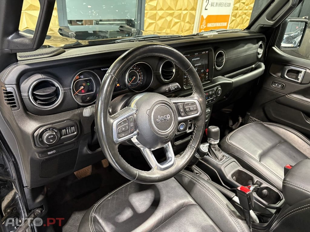 Jeep Gladiator 3.0 CRD Overland AT8