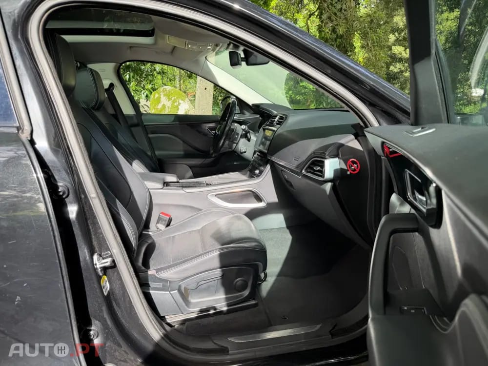 Jaguar F-Pace 20d Aut. R-Sport