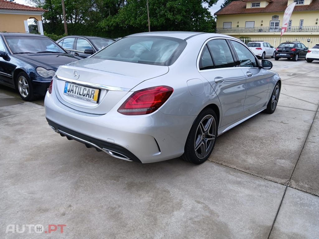 Mercedes-Benz C 220 d 9G-TRONIC AMG Line