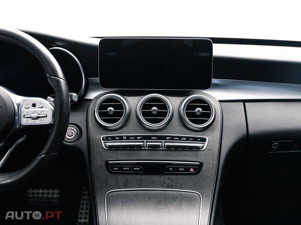 Mercedes-Benz C 220 d Station 9G-TRONIC AMG Line