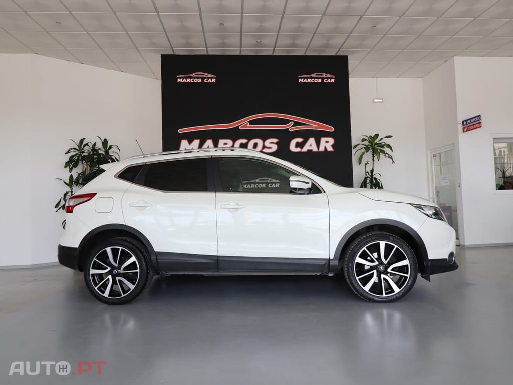 Nissan Qashqai 1.6 dCi Tekna Pele