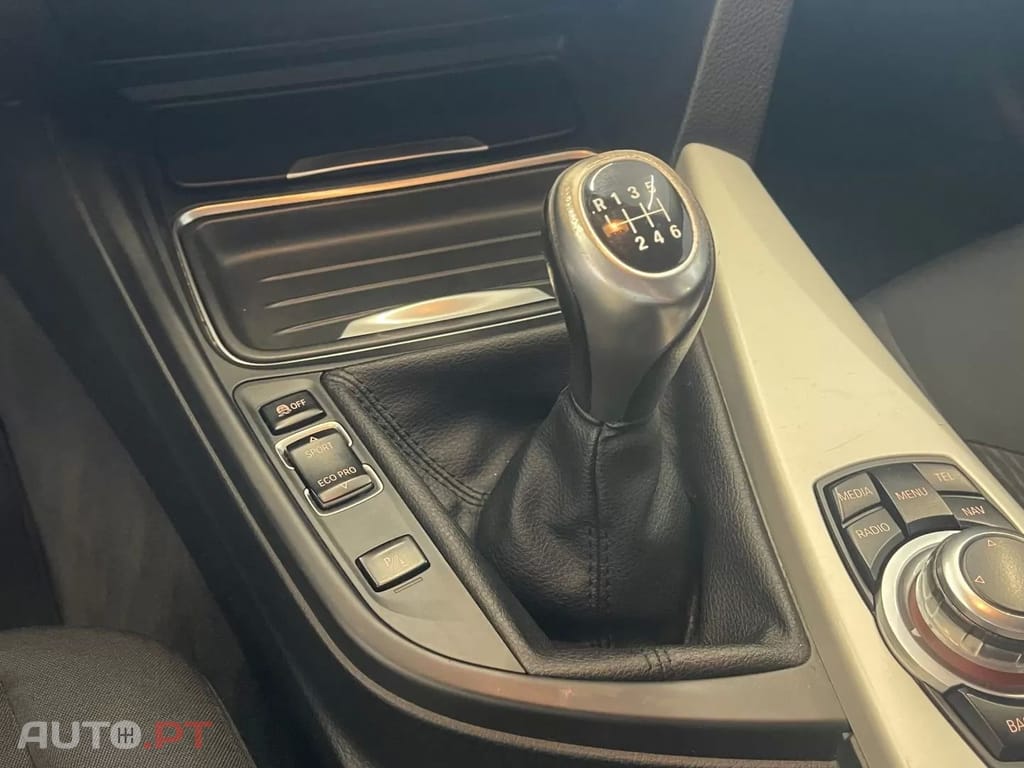 BMW 318 d Touring Line Modern