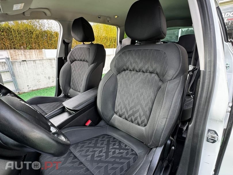 Renault Grand Scénic BLUE dCi 150 Deluxe-Pack LIMITED