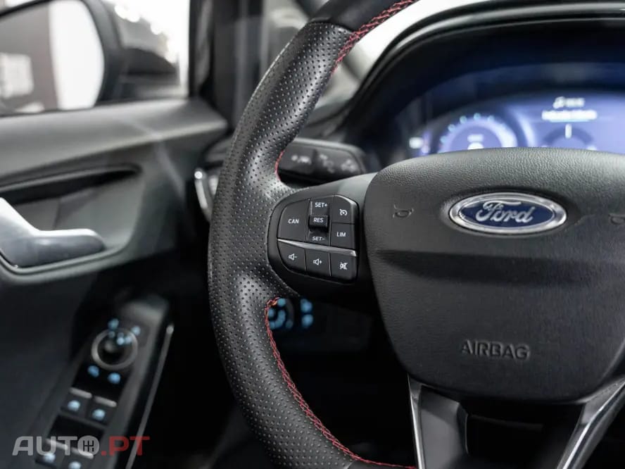 Ford Puma 1.0 EcoBoost MHEV ST-Line
