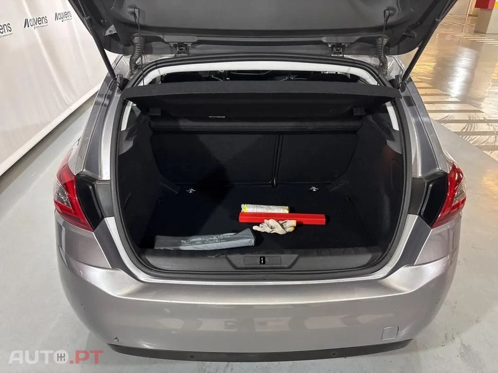 Peugeot 308 1.2 PureTech Style